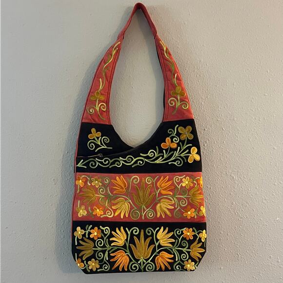 Boho Embroidered Shoulder Bag Floral Hippie Sling Hobo Purse Festival Y2K - Picture 2 of 7